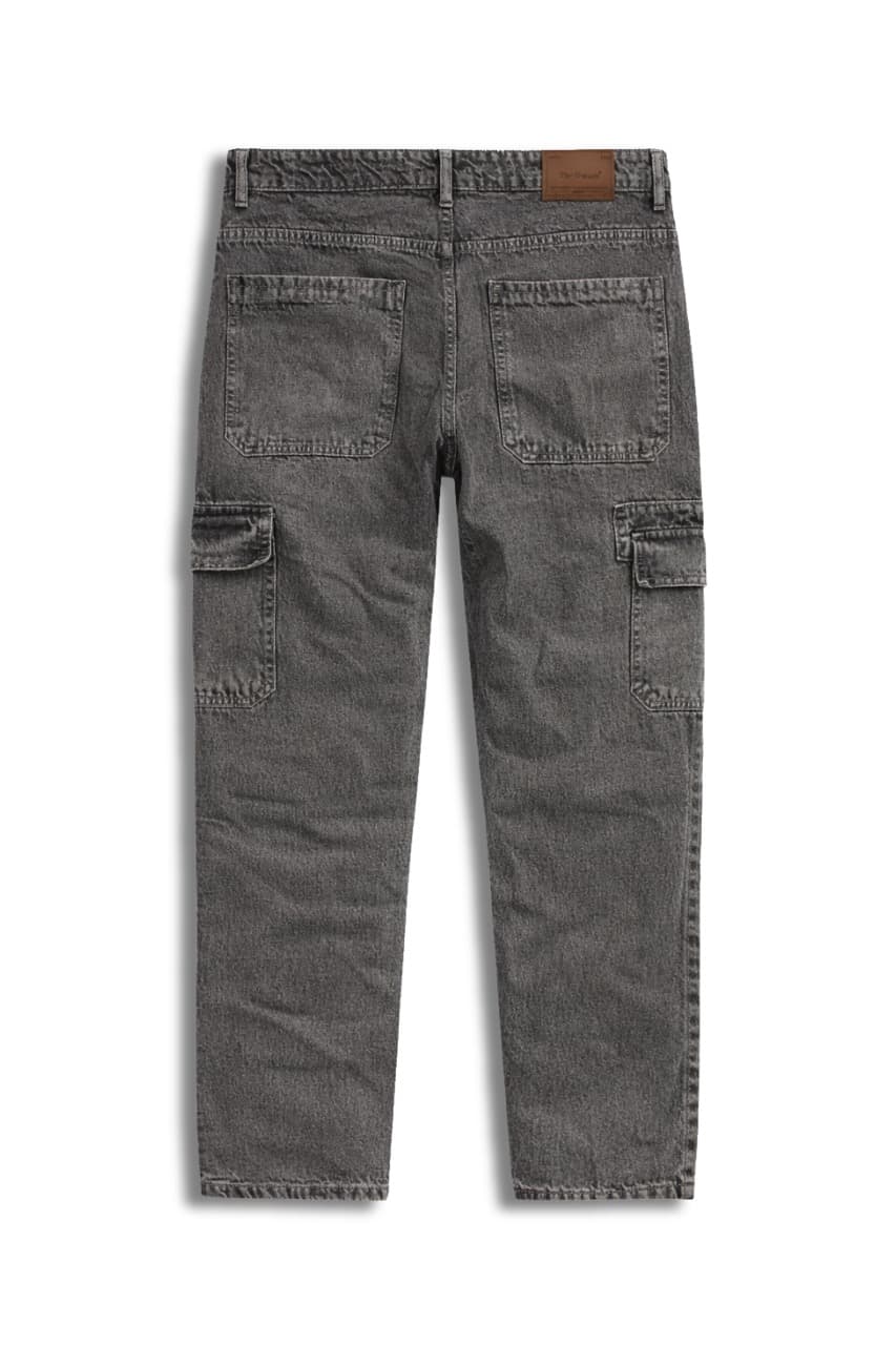 LOOSE FIT CARGO DENIM